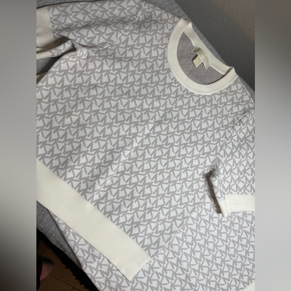 Michael Kors two piece set Brand New Size Medium